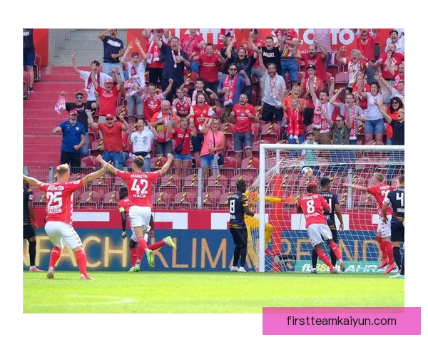 哈兰德在对阵阿森纳的比赛中状态回暖，连续打入5球展现强劲竞争力