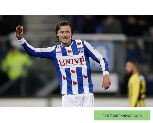 球队历史纪录分析：各俱乐部在联赛中的表现趋势与数据对比