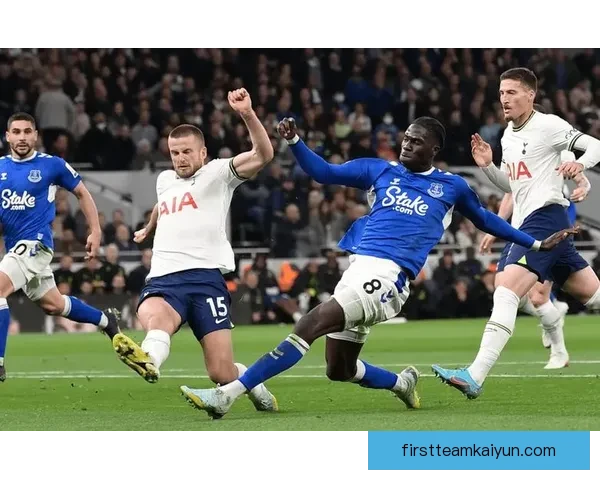 斯科特近期在英超表现稳健，状态持续提升